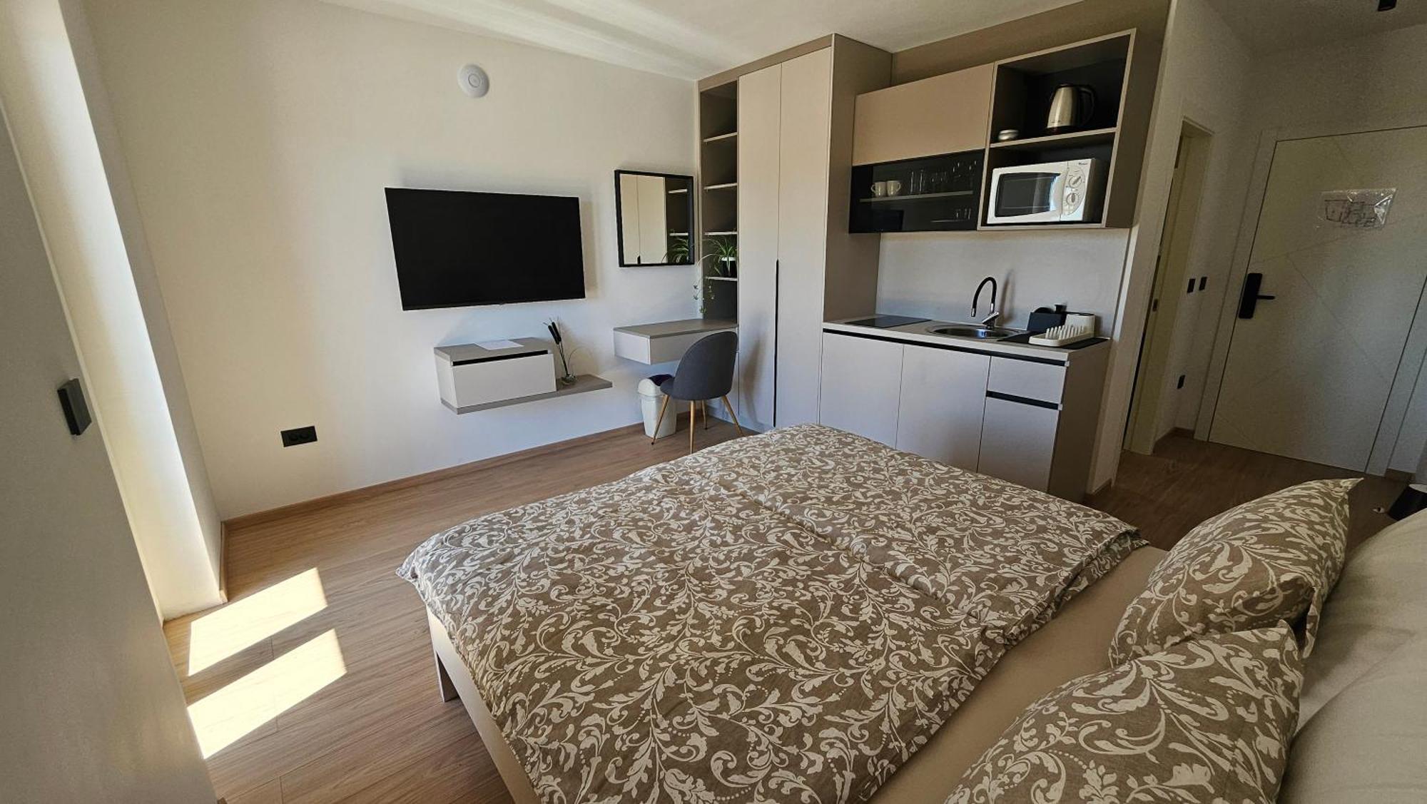 Richi Rooms & App 冯塔纳 外观 照片
