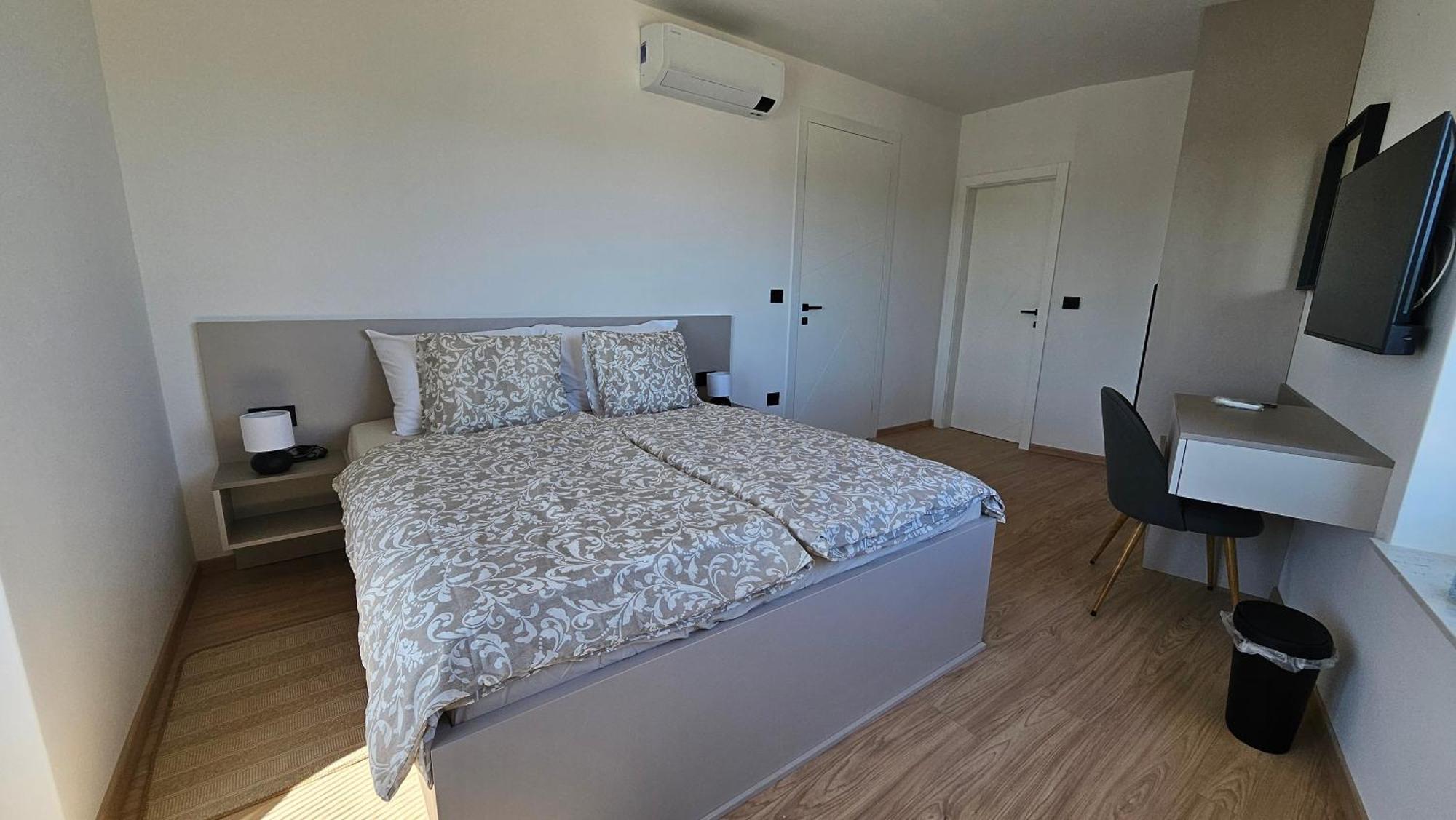 Richi Rooms & App 冯塔纳 外观 照片