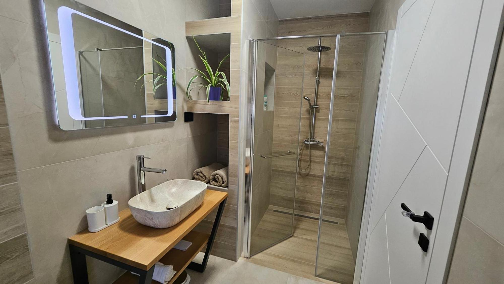 Richi Rooms & App 冯塔纳 外观 照片