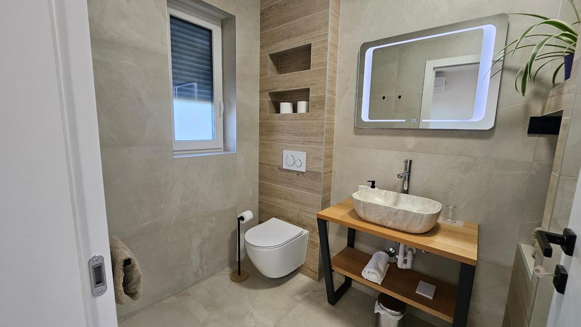 Richi Rooms & App 冯塔纳 外观 照片