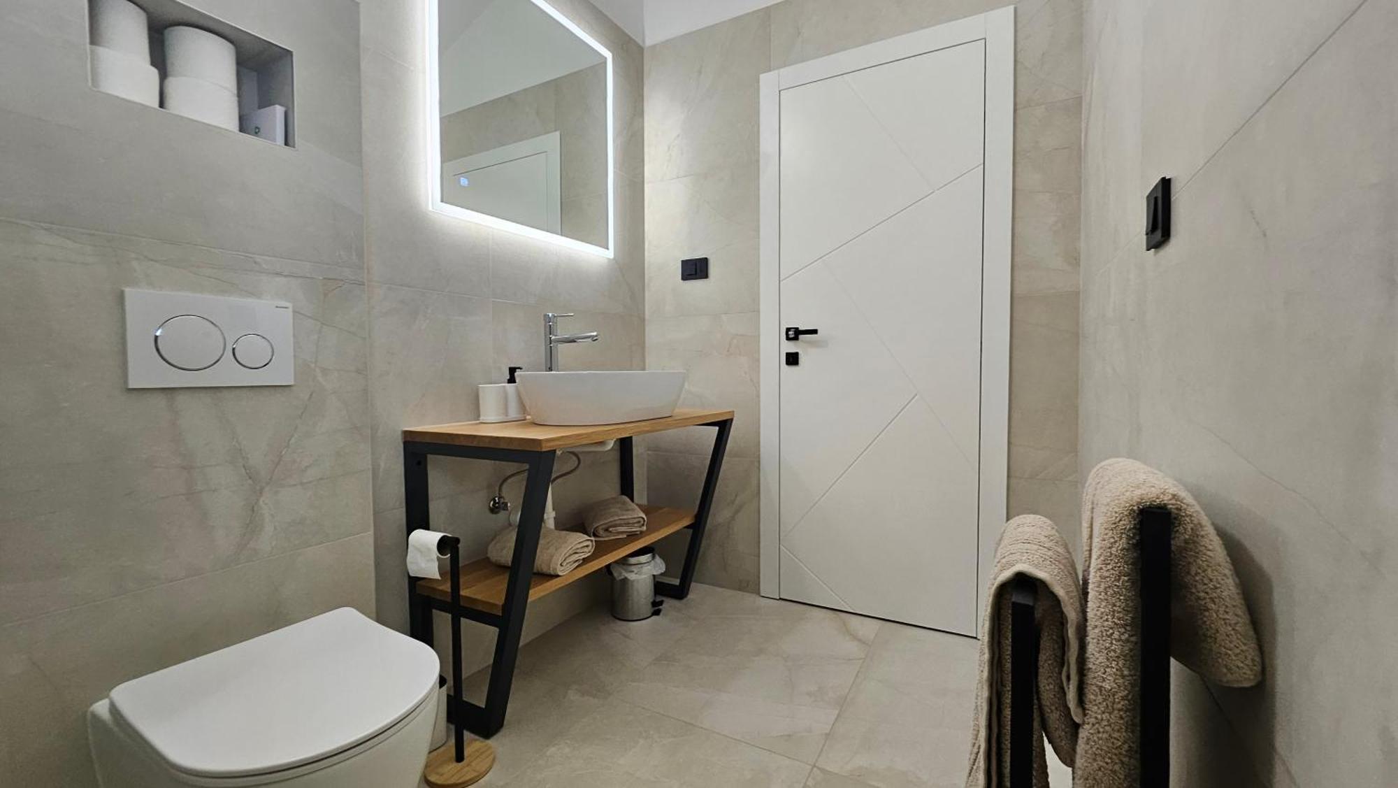 Richi Rooms & App 冯塔纳 外观 照片