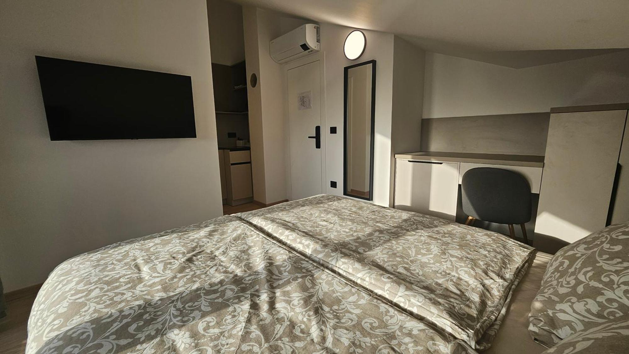 Richi Rooms & App 冯塔纳 外观 照片